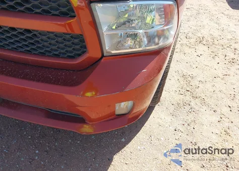 2013 Ram 1500 Express z USA, uszkodzony, nr VIN 1C6RR6FT5DS562575